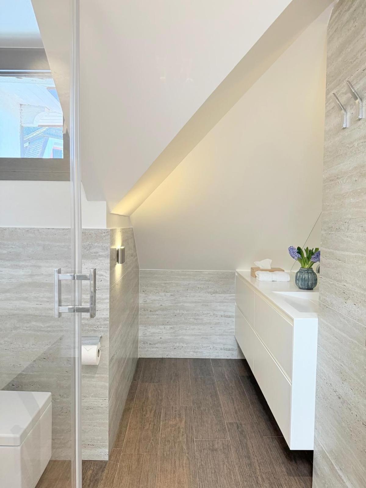 New Luxury Lake View Apartment - Лозанна Экстерьер фото